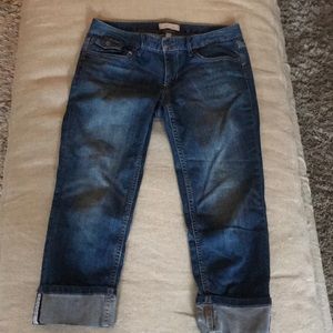 Blue cropped jeans